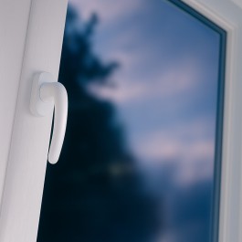 Poignée de Fenêtre avec volet roulant électrique PVC H 145 x L 110 cm 2 vantaux