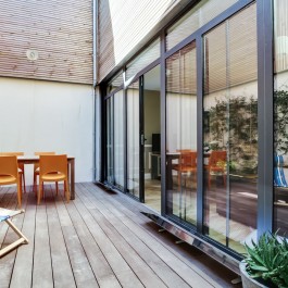 Réflecteur de lumière pour terrasse