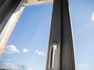 Double vitrage sur une fenêtre PVC Gefradis Fenêtre double vitrage PVC Gefradis