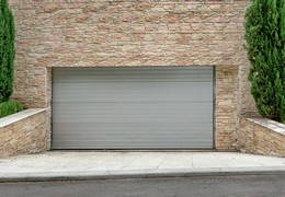 Comment peindre sa porte de garage en acier galvanisé ?